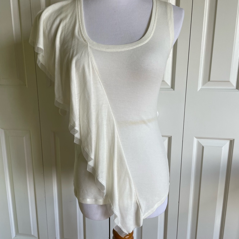 BCBGMaxazria Ivory Sleeveless Ruffle Top XS NWOT